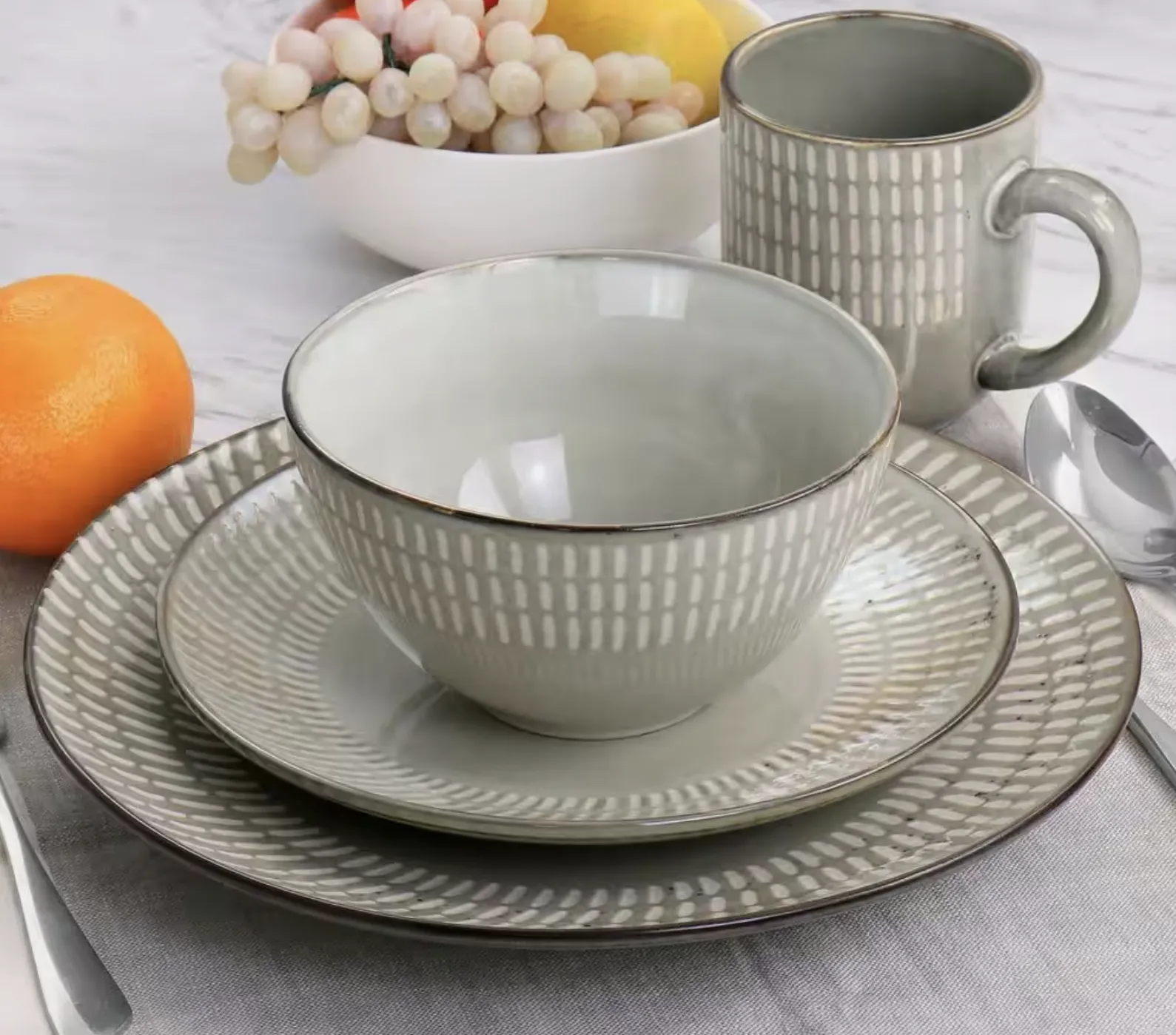 13117416R, GE Requiem 16pc Dinnerware Set-Grey