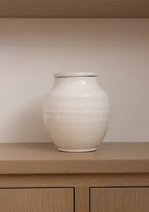 Alia Terracotta Pot