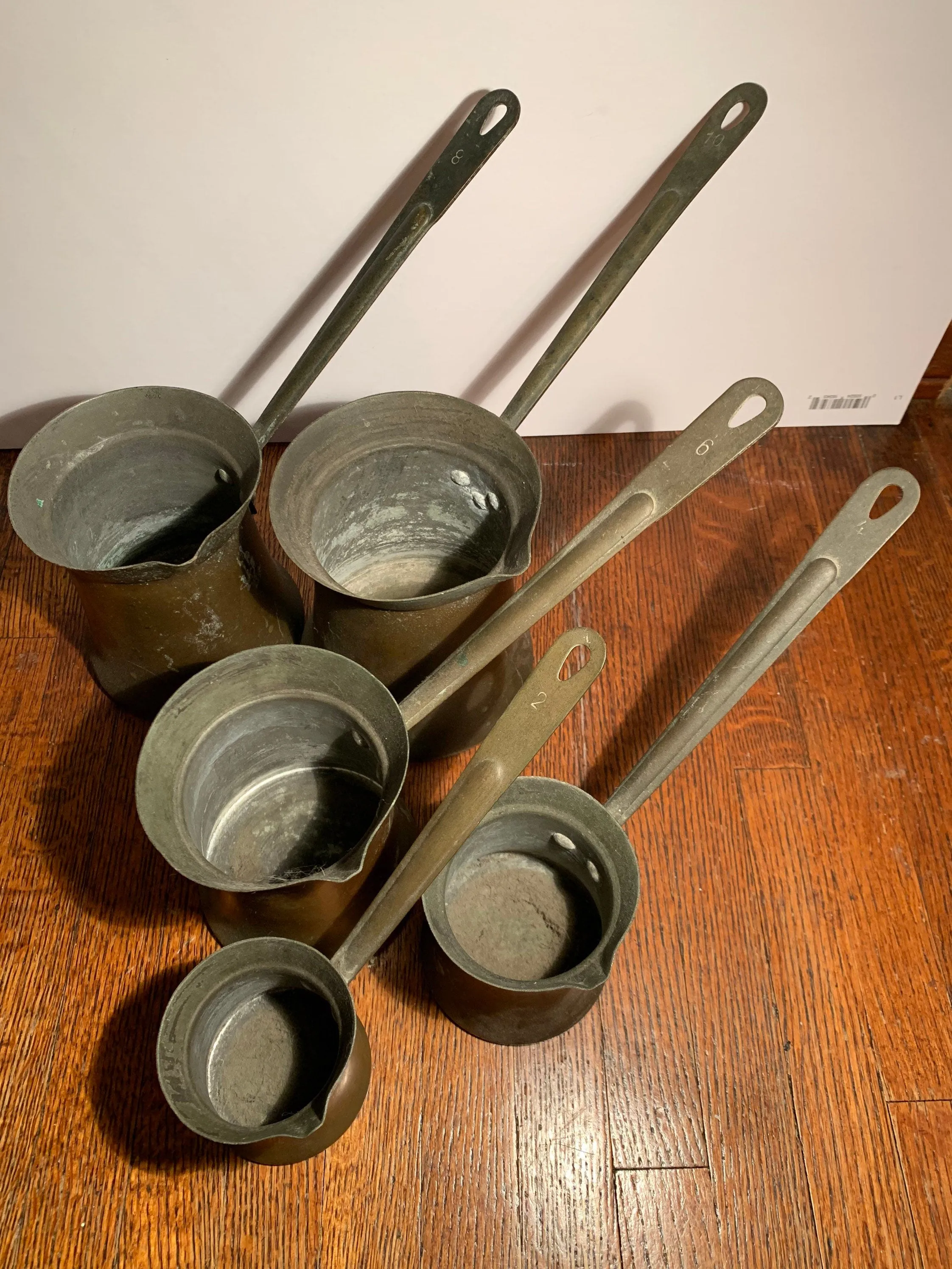 Antique Brass Kitchen Measuring cups, Set of 6